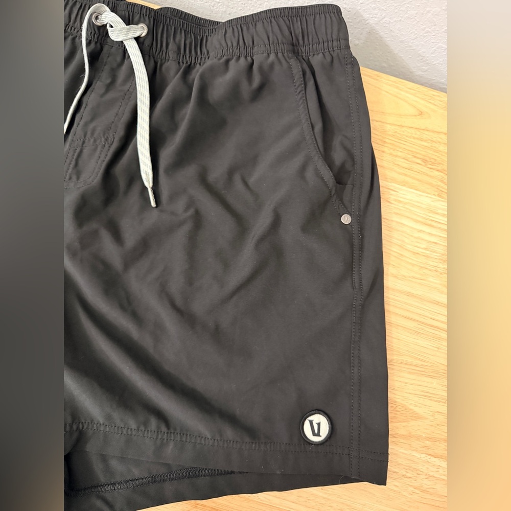 Vuori Kore Short Lined 7" in Ink XL - Picture 6 of 13